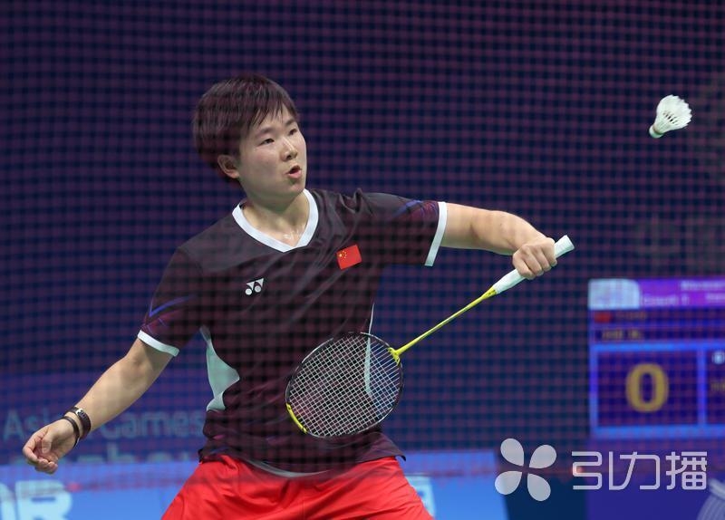 他面临着强 他面临着强